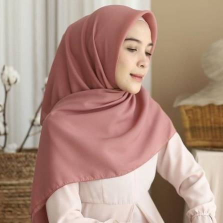 bella square hijab